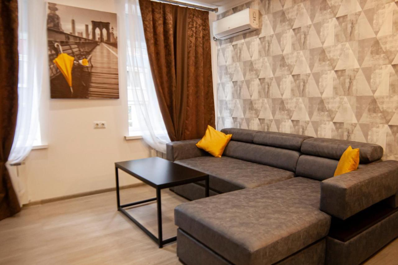 Ultra Lux 3 Rooms Apartment Near Arena City Kiev Dış mekan fotoğraf