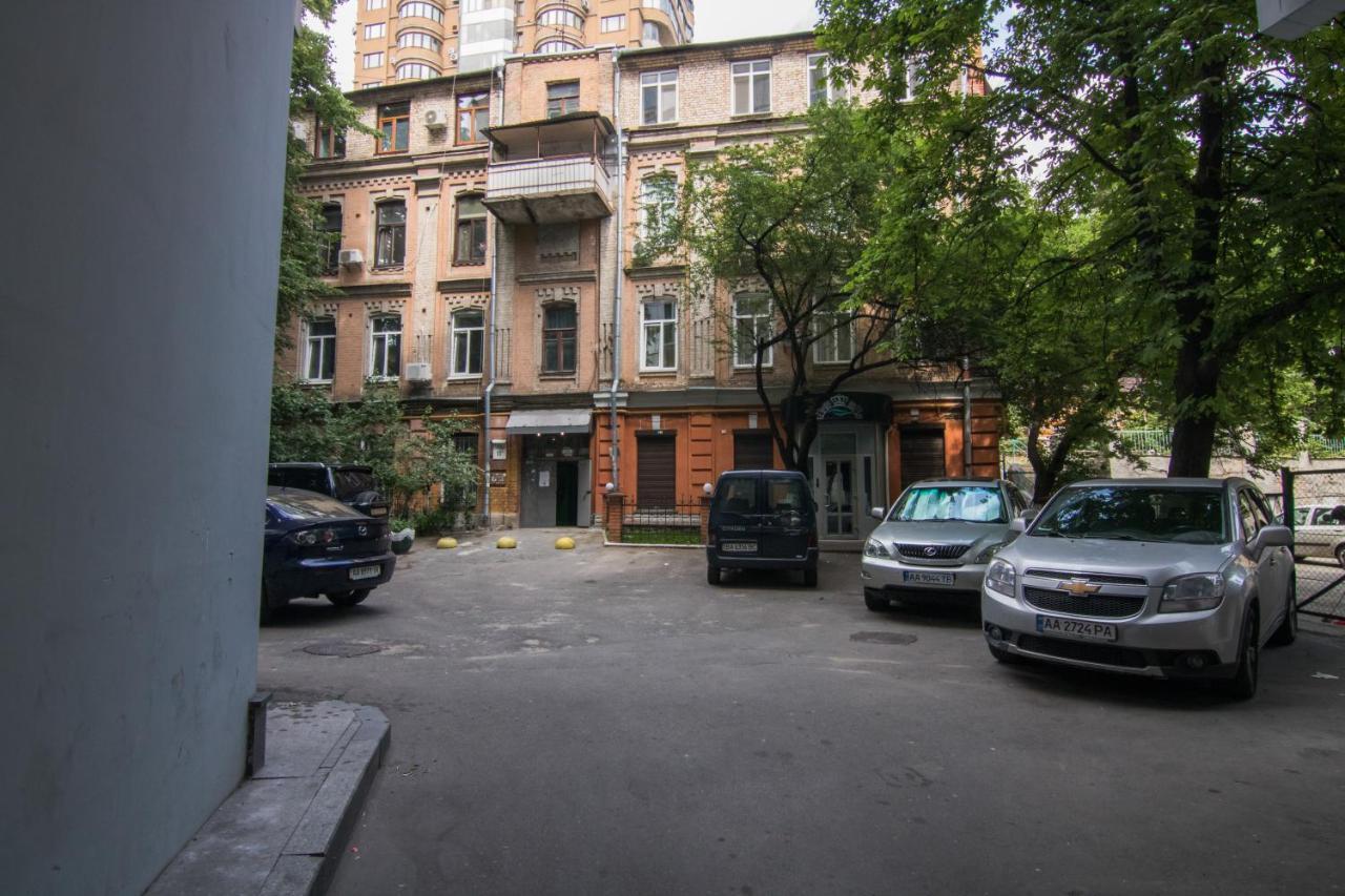 Ultra Lux 3 Rooms Apartment Near Arena City Kiev Dış mekan fotoğraf